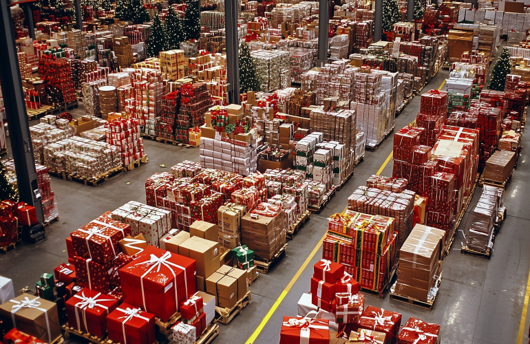 Magazijn kerstcadeautjes