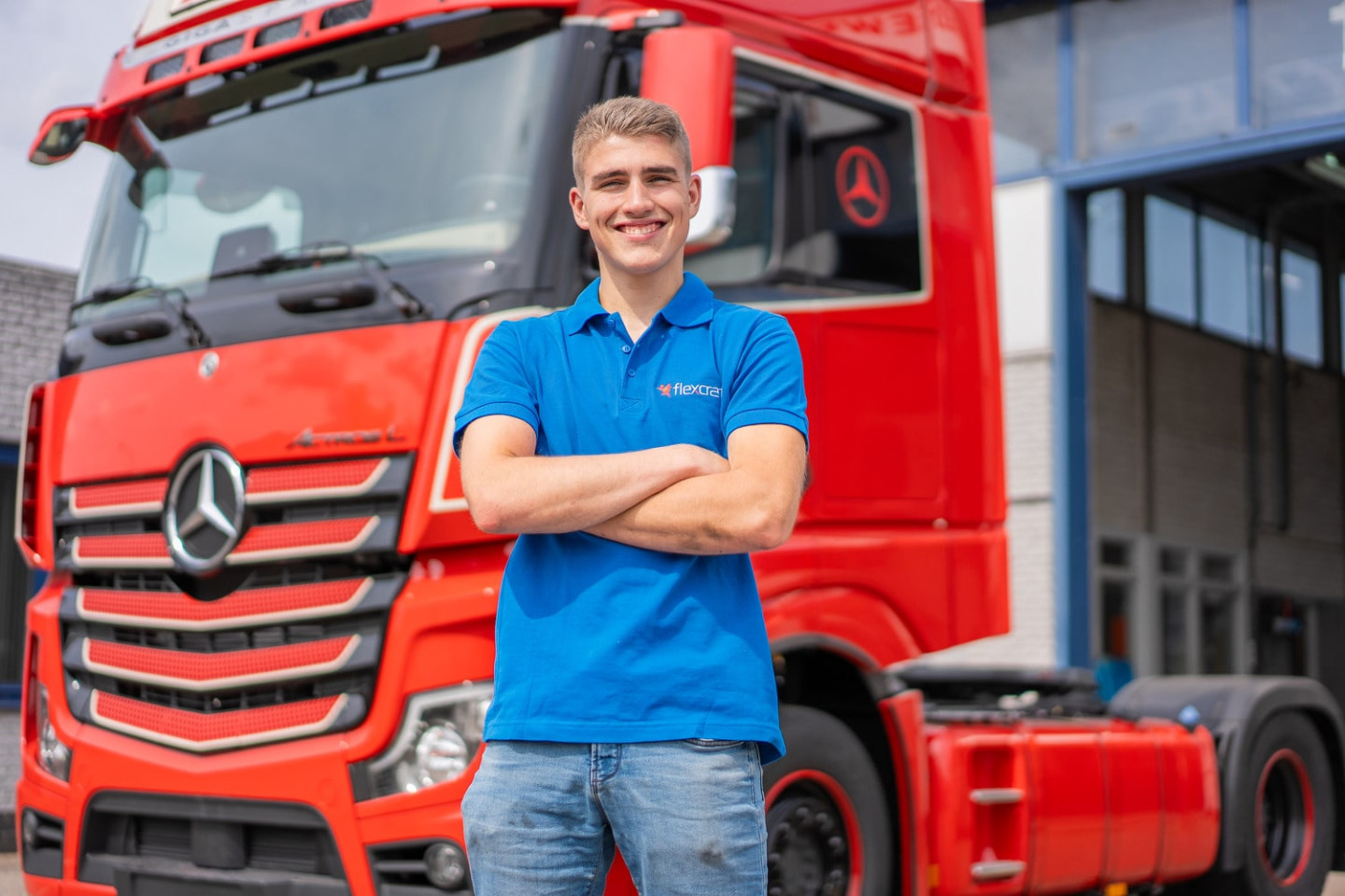 Aldiver mercedes vrachtwagen v3